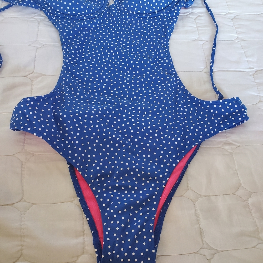 New a&f swimsuit - Picture 2 of 13